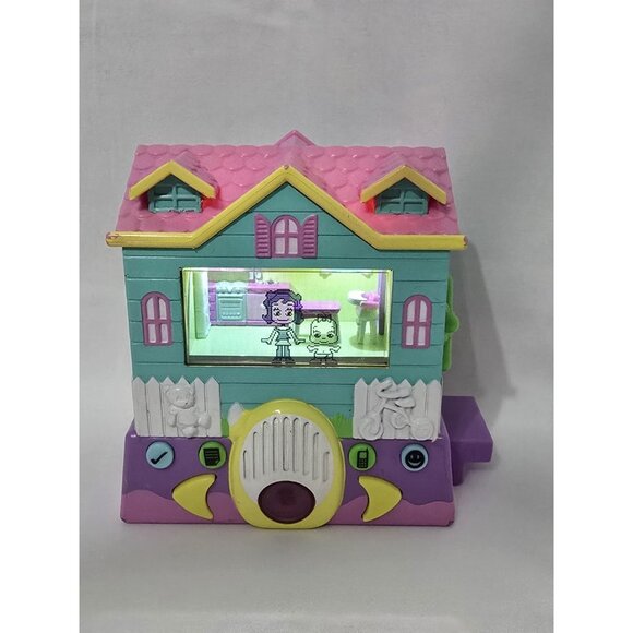 Pixel Chix Babysitter Rotating Rooms House Mattel 2006 Rare- READ INFO - Picture 1 of 17